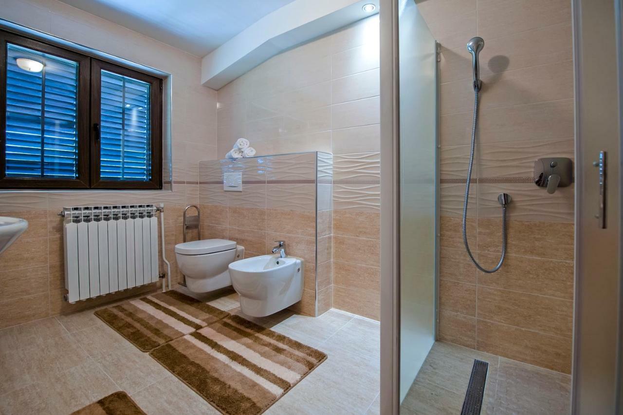 Apartment Valentina Ρόβινι Εξωτερικό φωτογραφία