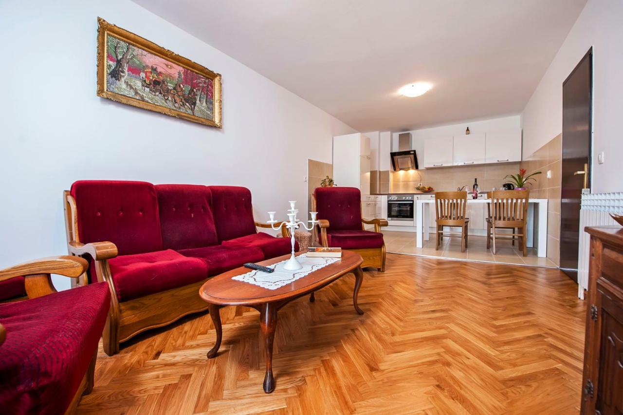 Apartment Valentina Ρόβινι Εξωτερικό φωτογραφία