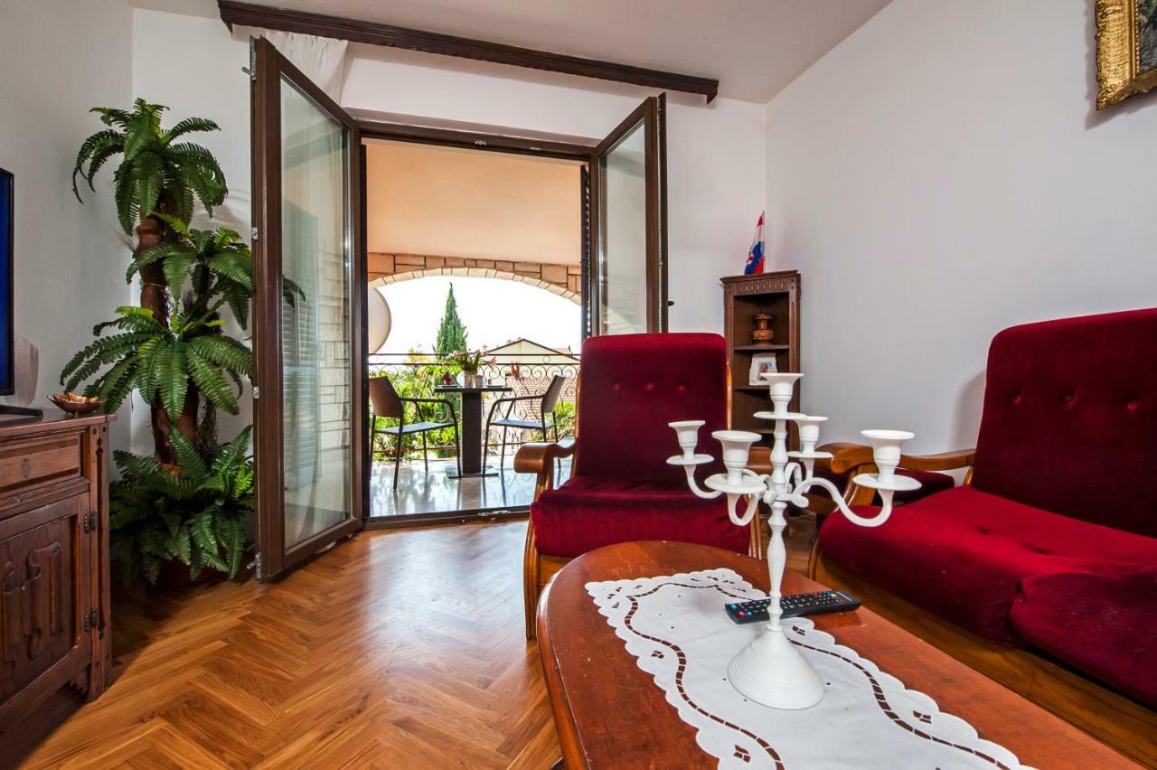 Apartment Valentina Ρόβινι Εξωτερικό φωτογραφία